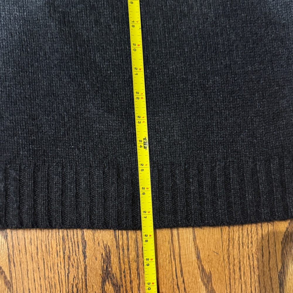 Bloomingdale's Black v-neck /cowl neck Sweater for Men - Picture 11 of 11